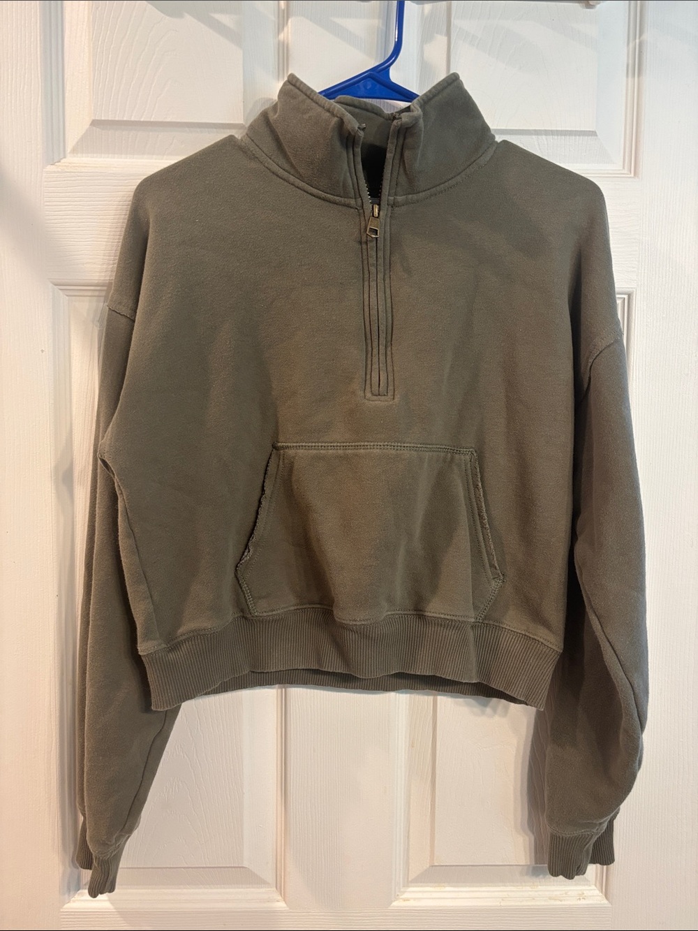 American Eagle Outfitters Olive Half-Zip Cropped Sweatshirt